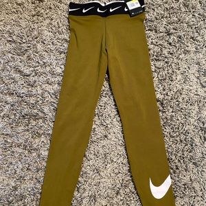 Nike leggings